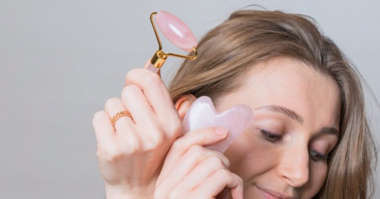 Differences between roller and gua sha